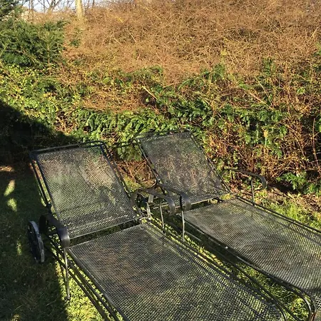 Pause...quelque Part *