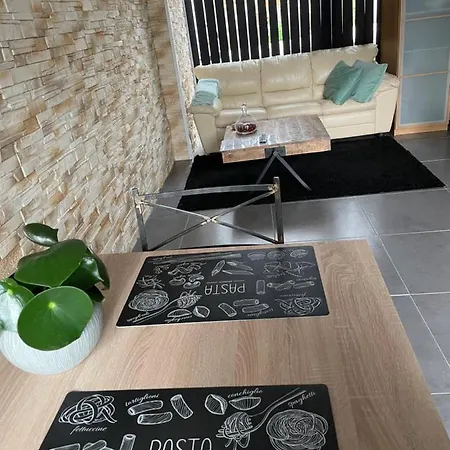 Pause...quelque Part *