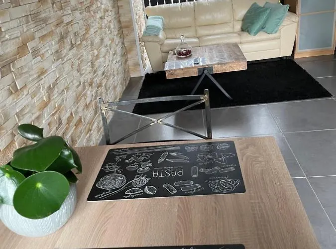 Pause...quelque Part *